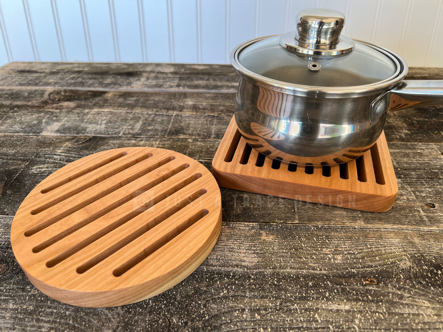Wooden Trivet, Pot Holder, Hot Plate, Heat Resistant, Wood Trivet, Kitchen Decor, Wood Cookware, Walnut Hardwood, Cherry Hardwood