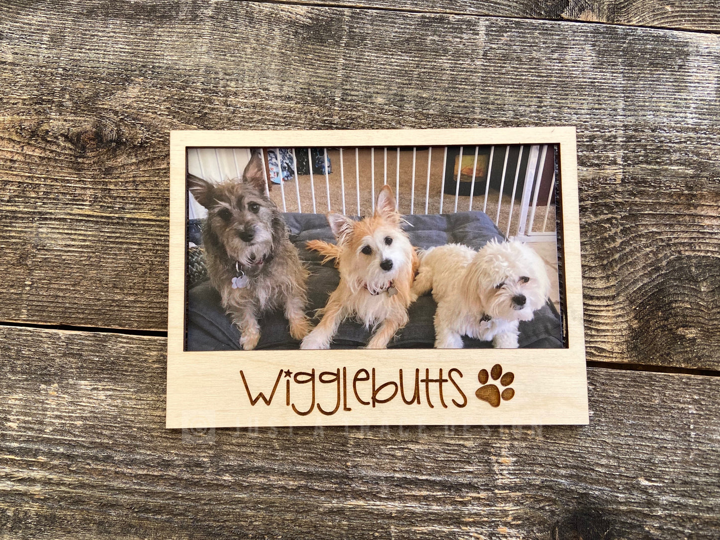 Large Magnetic Picture Frame, 6" x 4 3/8", Laser Cut and Engraved, Refrigerator Magnet, Picture Frame, Magnetic Frames, Fridge Magnet