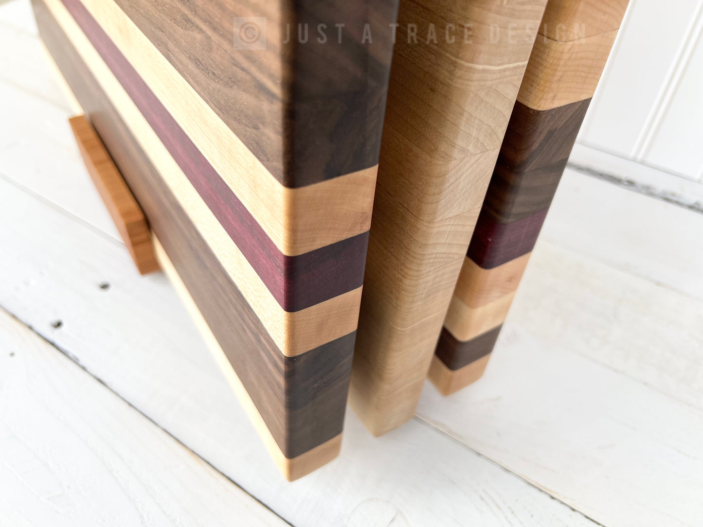 3 Slot Cutting Board Stand, Cutting Board Display Stand, Butcher Block Display, Cutting Board Holder, Housewarming Gift, Wedding Gift
